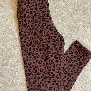 RyderWear Australia Scrunch Leggings - Brown Cheetah $73 RETAIL - GENTLY USED